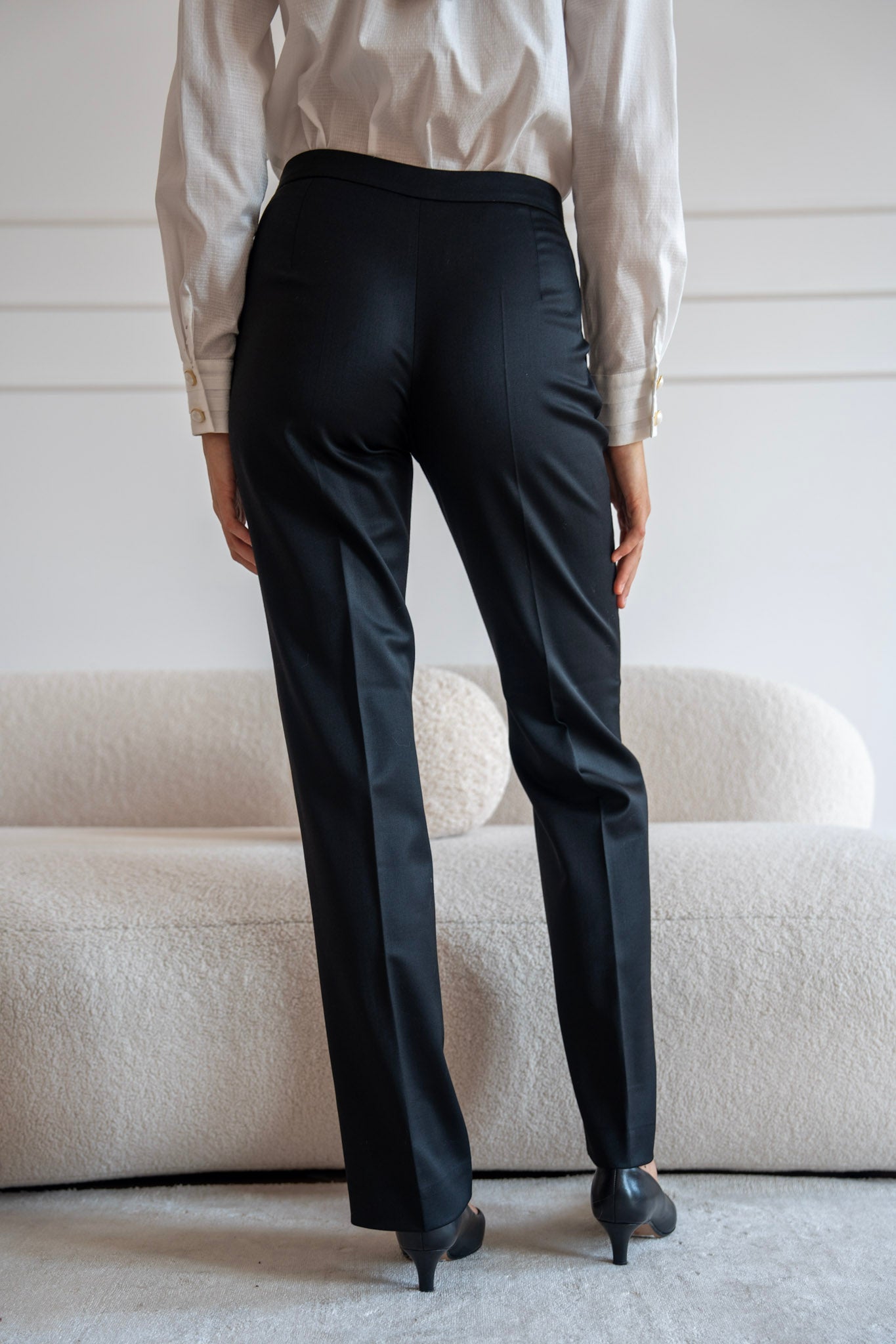 Elegant "Natural Sophistication" trousers
