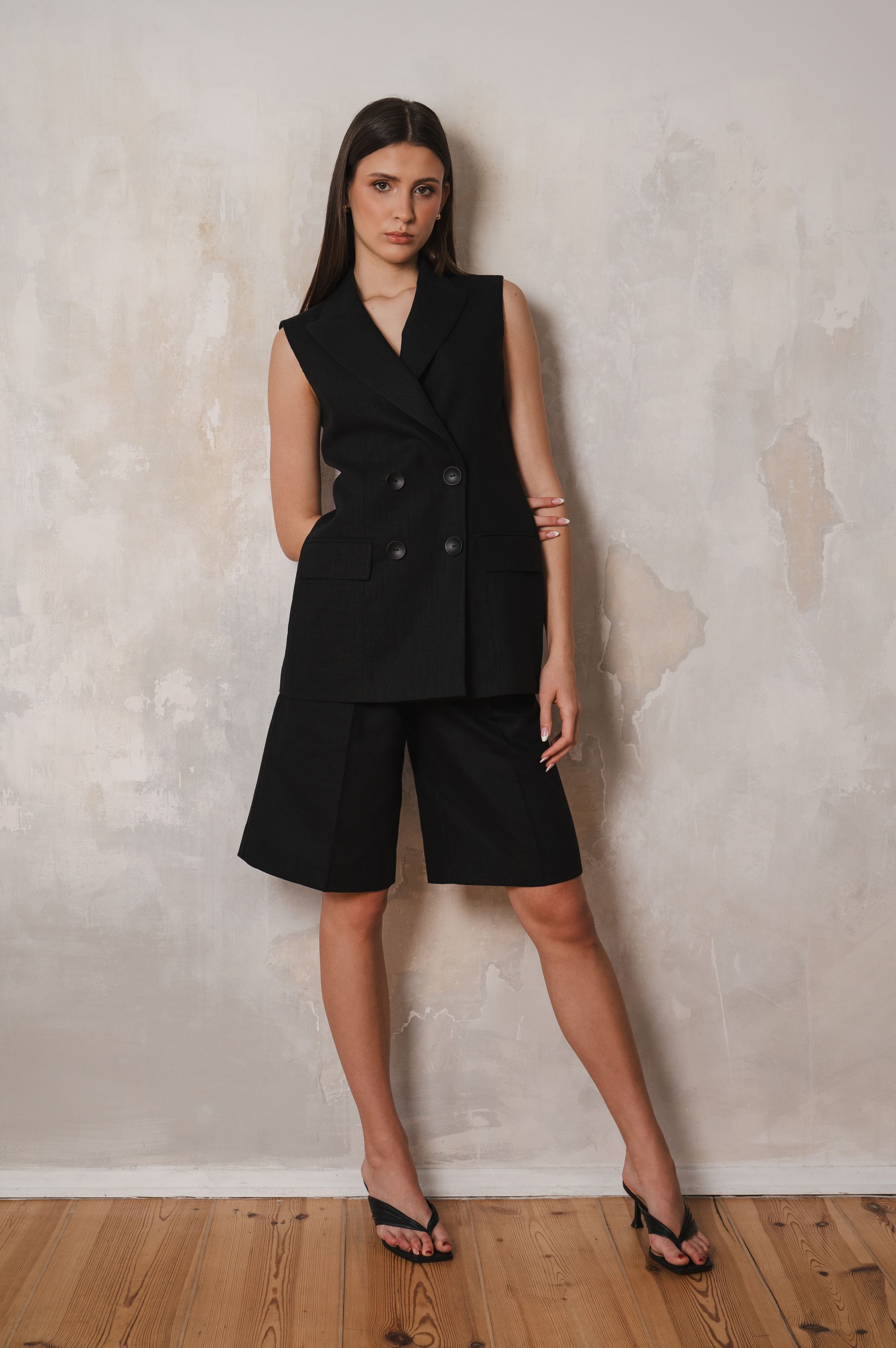 'City Vogue' shorts in black