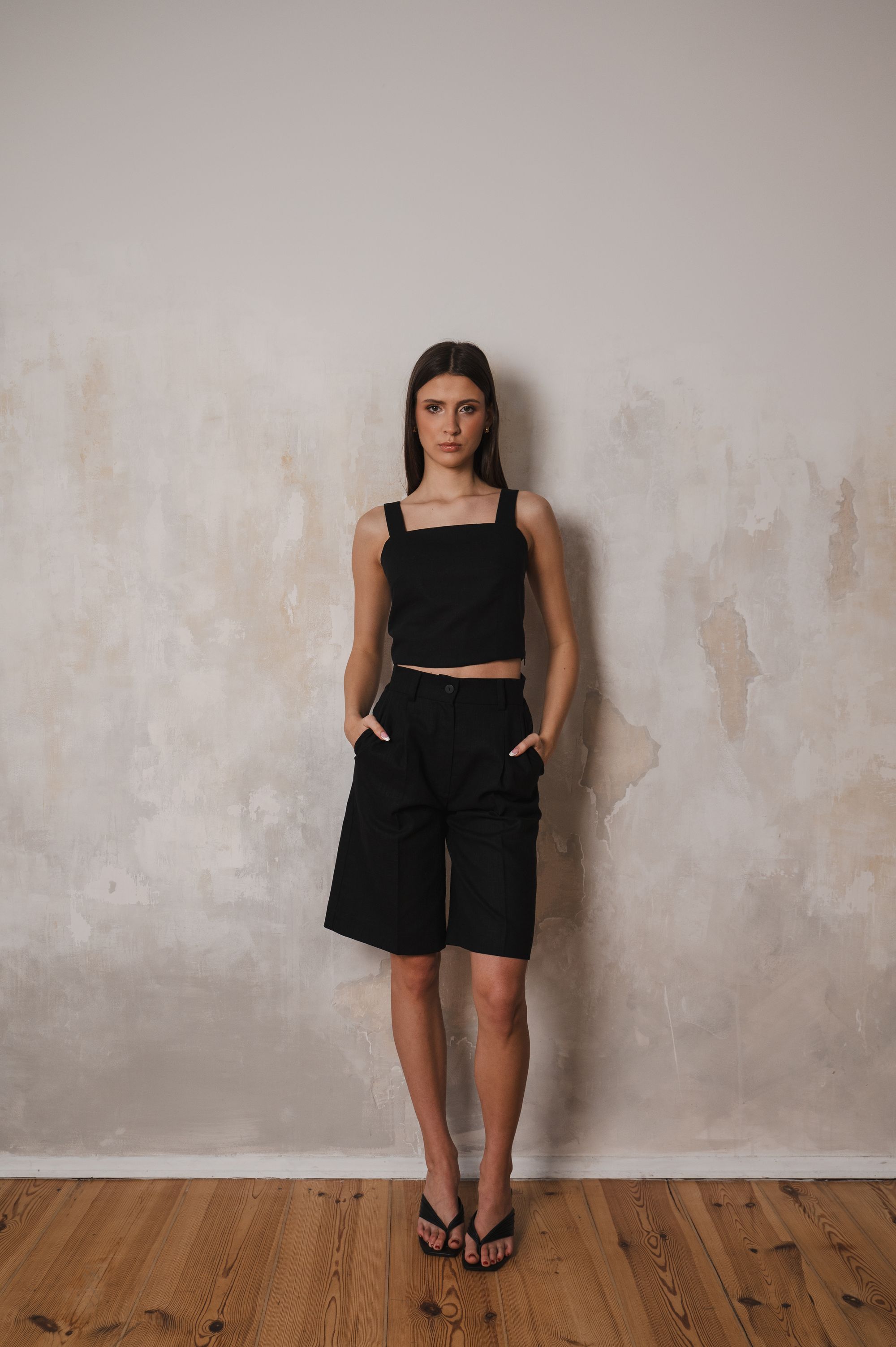 'City Vogue' shorts in black