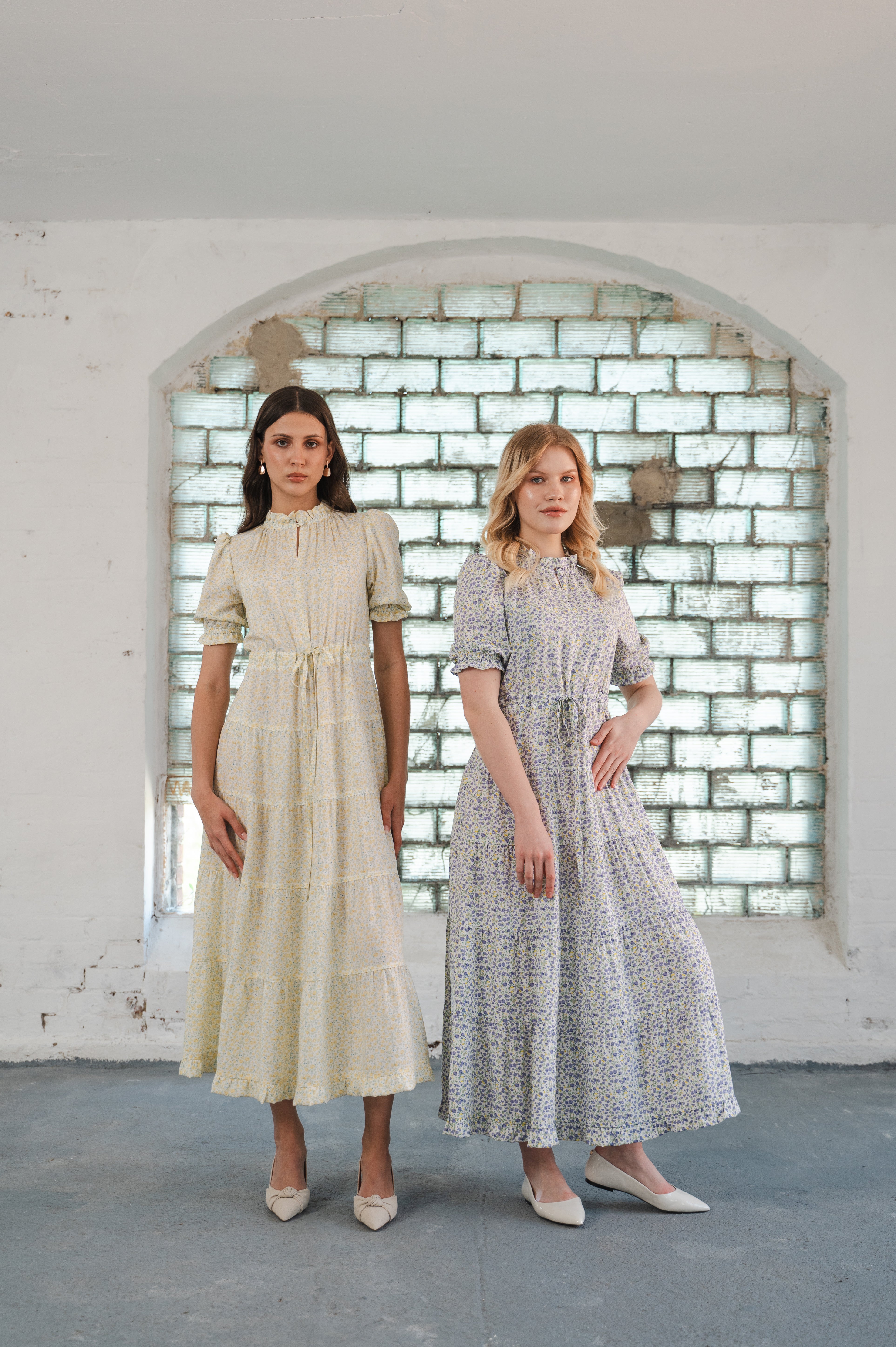 'Crisp Cotton Elegance' midi dress