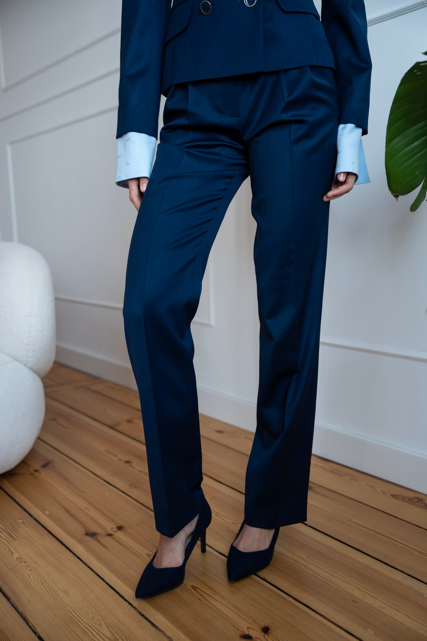 Elegant "Natural Sophistication" trousers